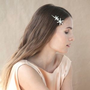 Star Rhinestone Hair Pin